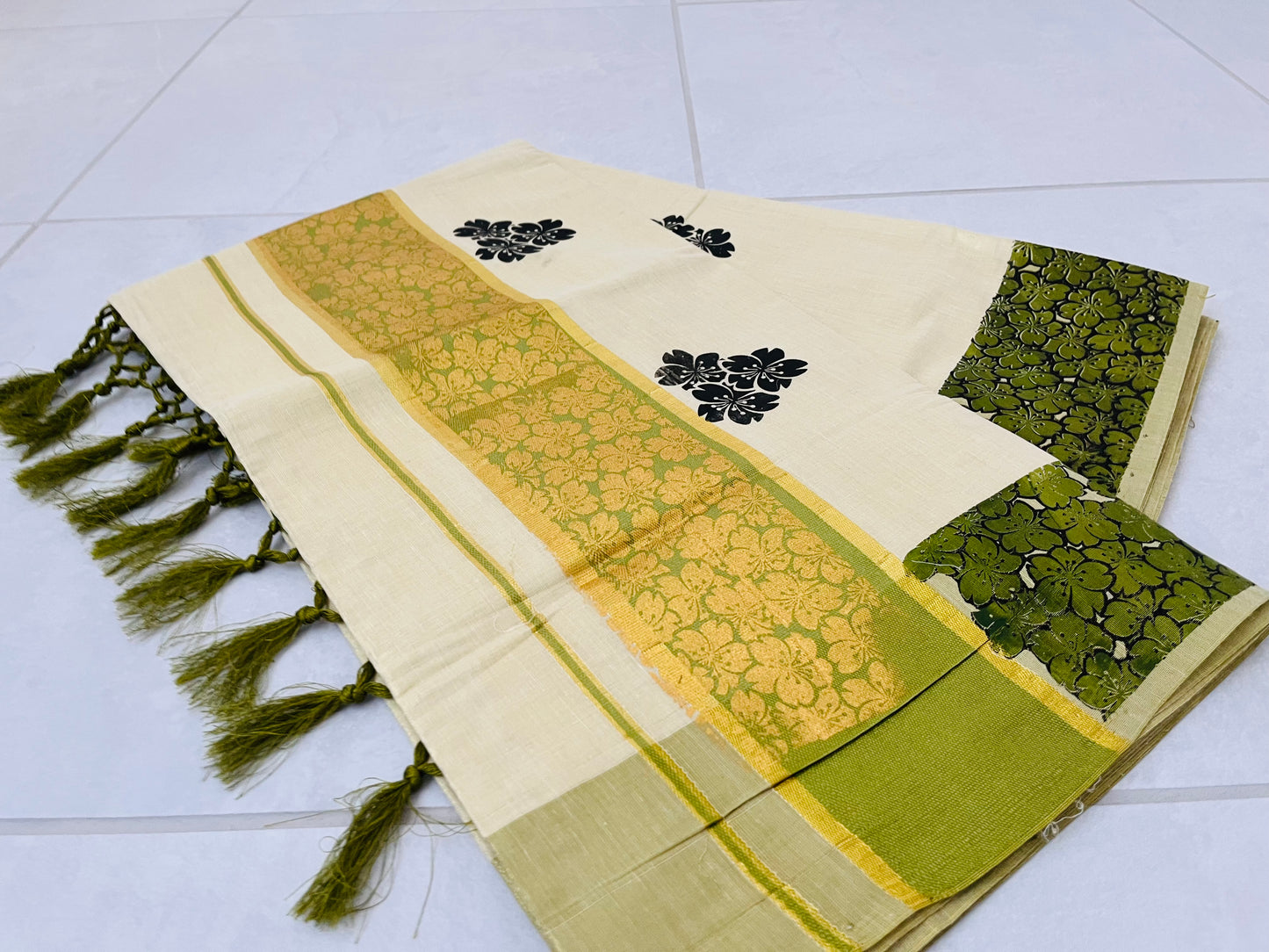 Kerala Set Saree  gold Green Black flowers print border Tissue    | Onam Saree | Petelz | Indian Saree Navaratri | Kasavu Saree